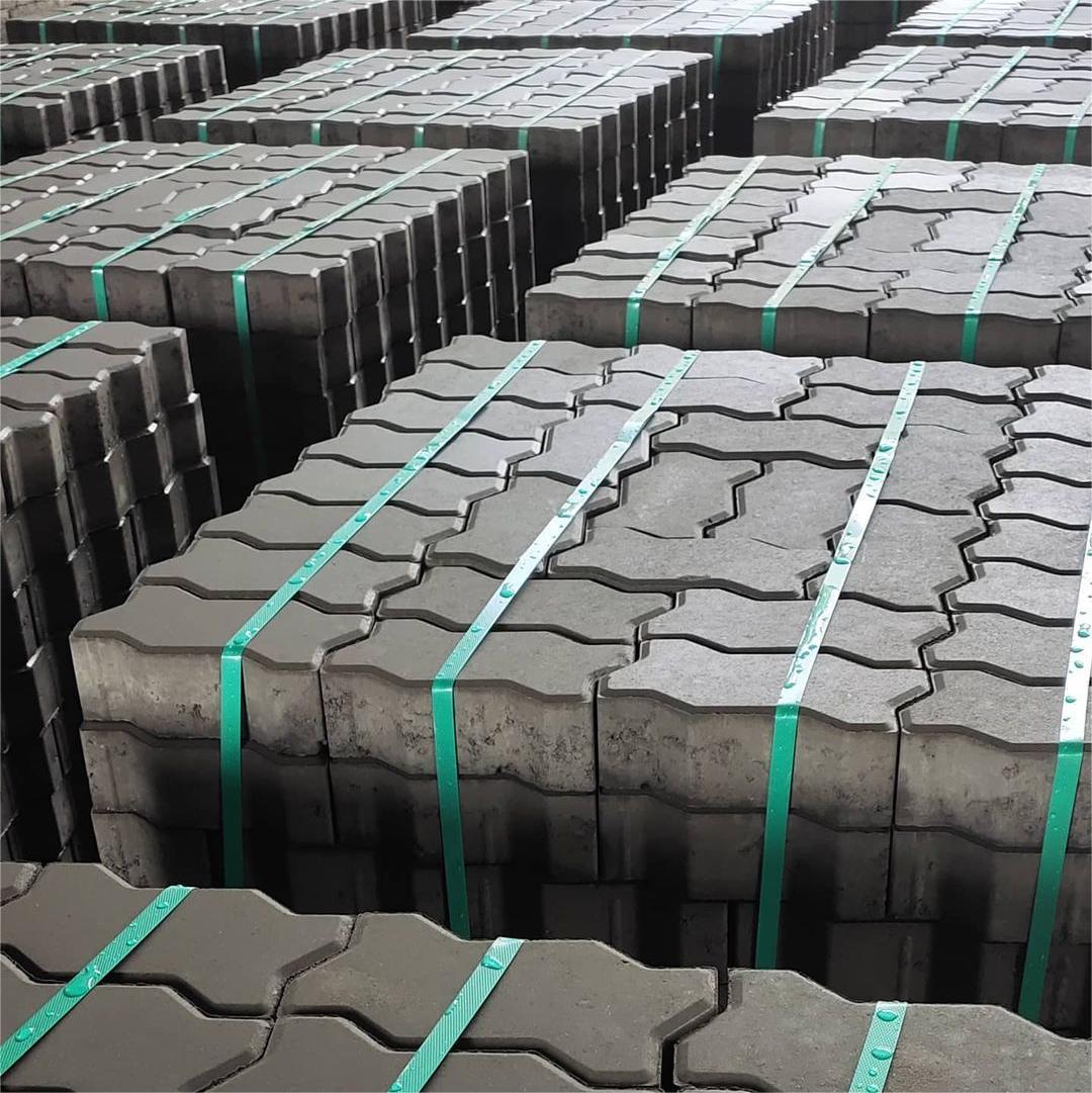 Interlocking concrete pavers manufactured by Hamerkop